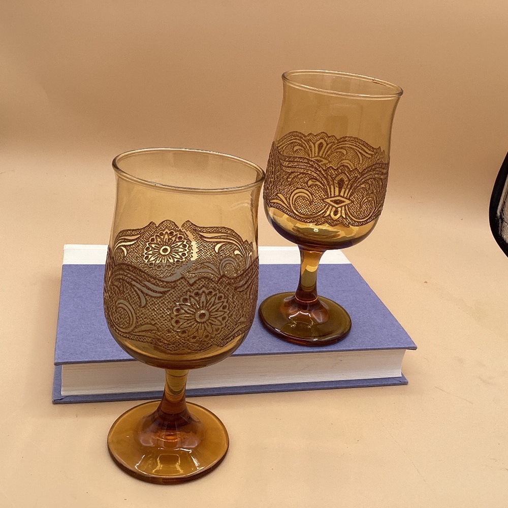 Libby Americana amber glassware set of 2